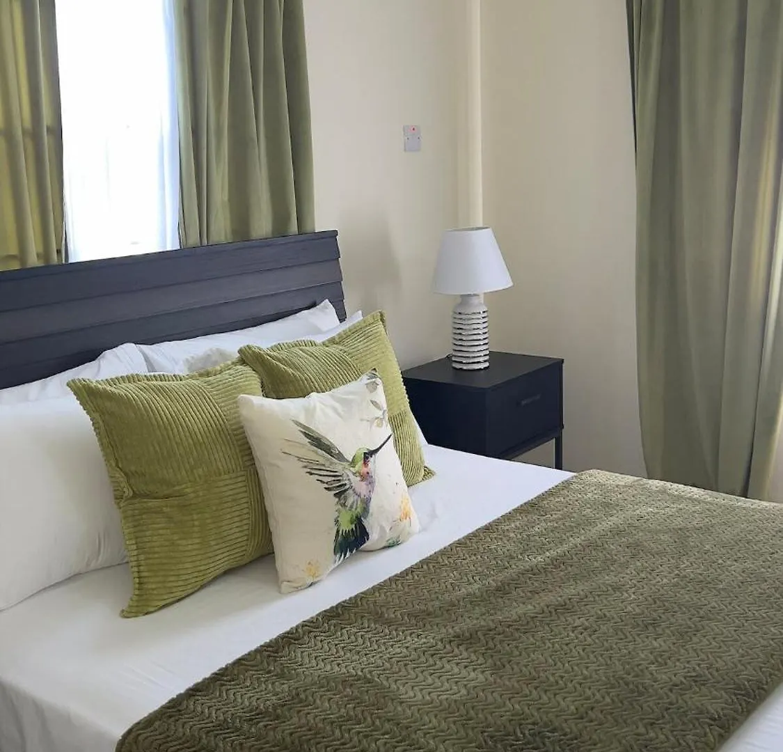 Villa Luxe Oasis The Manor Old Harbour